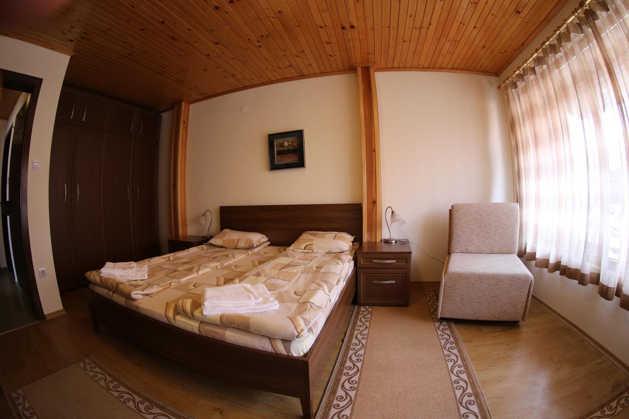 Aurora Guest House Nesebar Bagian luar foto