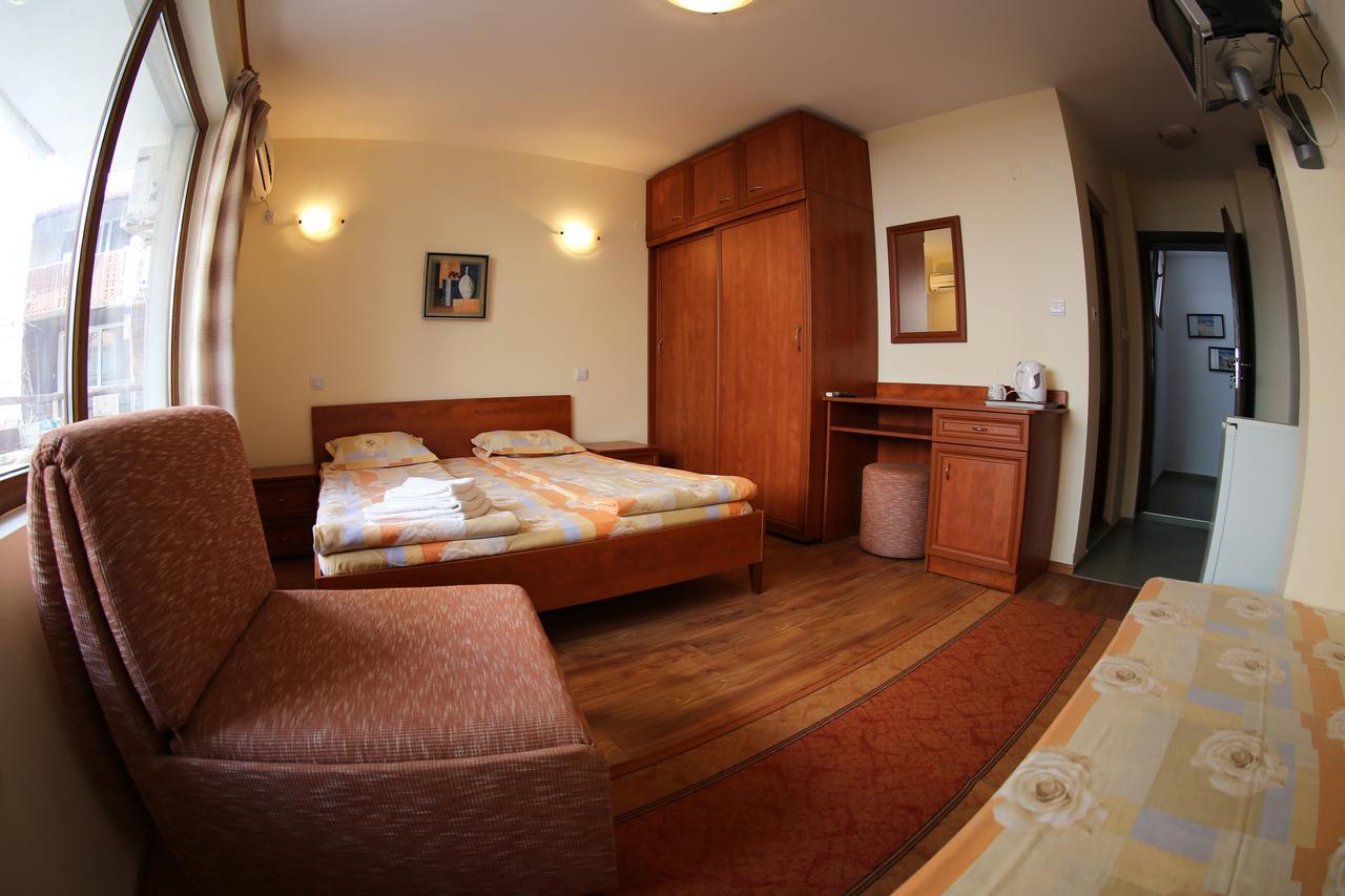 Aurora Guest House Nesebar Bagian luar foto