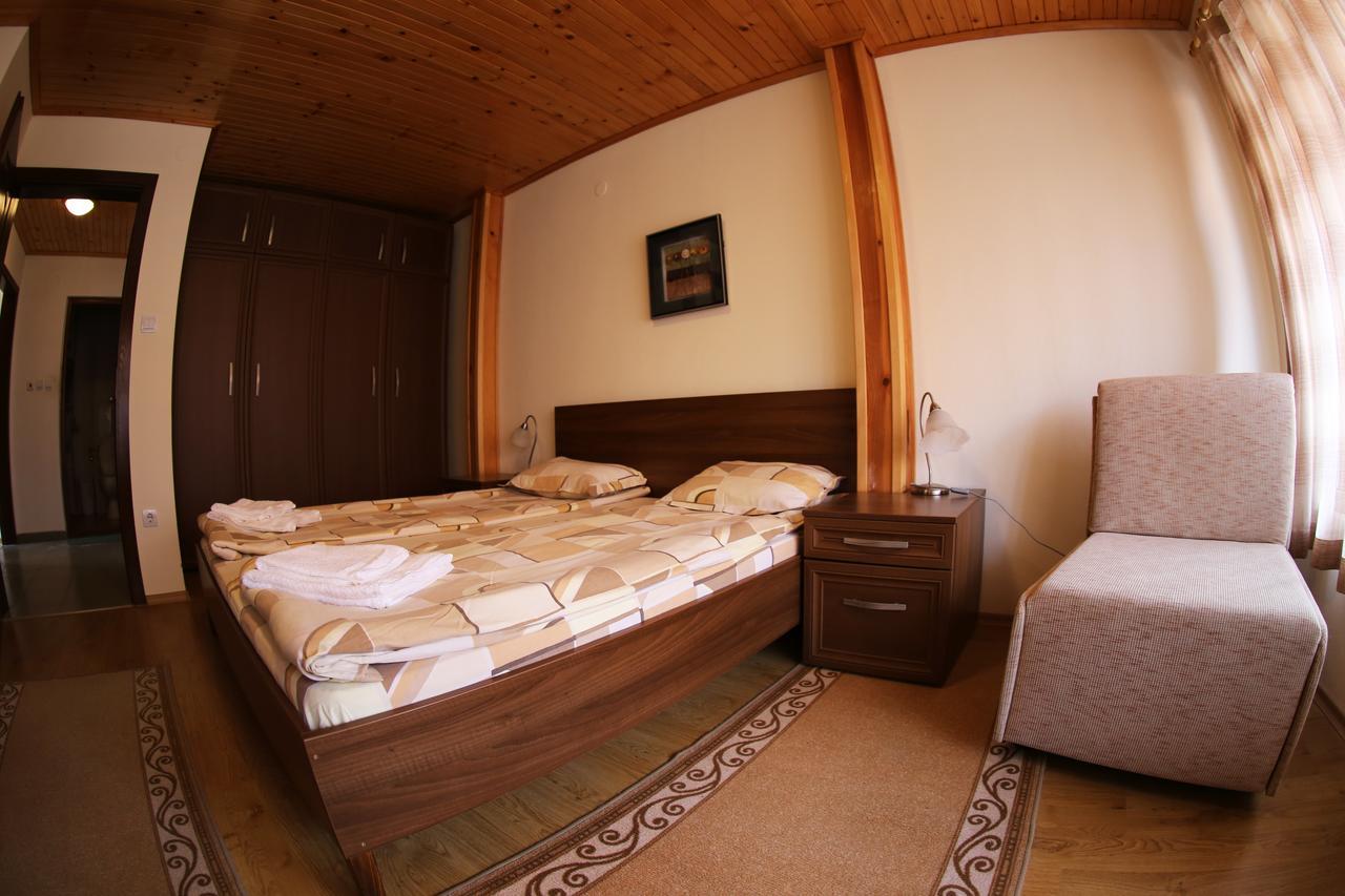 Aurora Guest House Nesebar Bagian luar foto