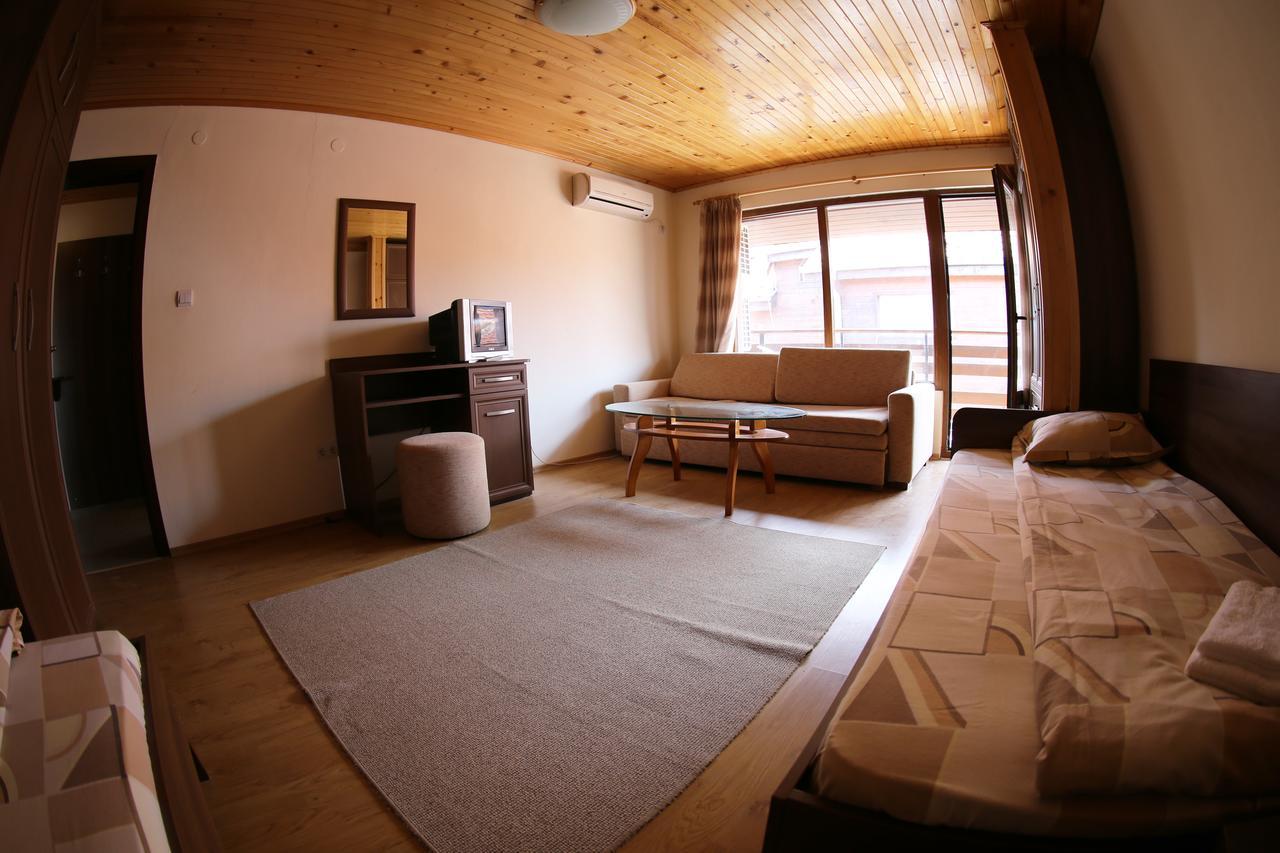 Aurora Guest House Nesebar Bagian luar foto